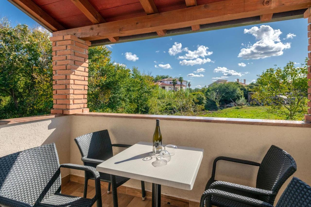 Apartmani Jana Poreč Exterior foto