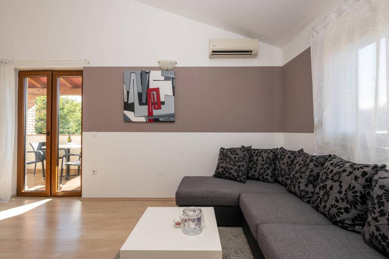 Apartmani Jana Poreč Exterior foto