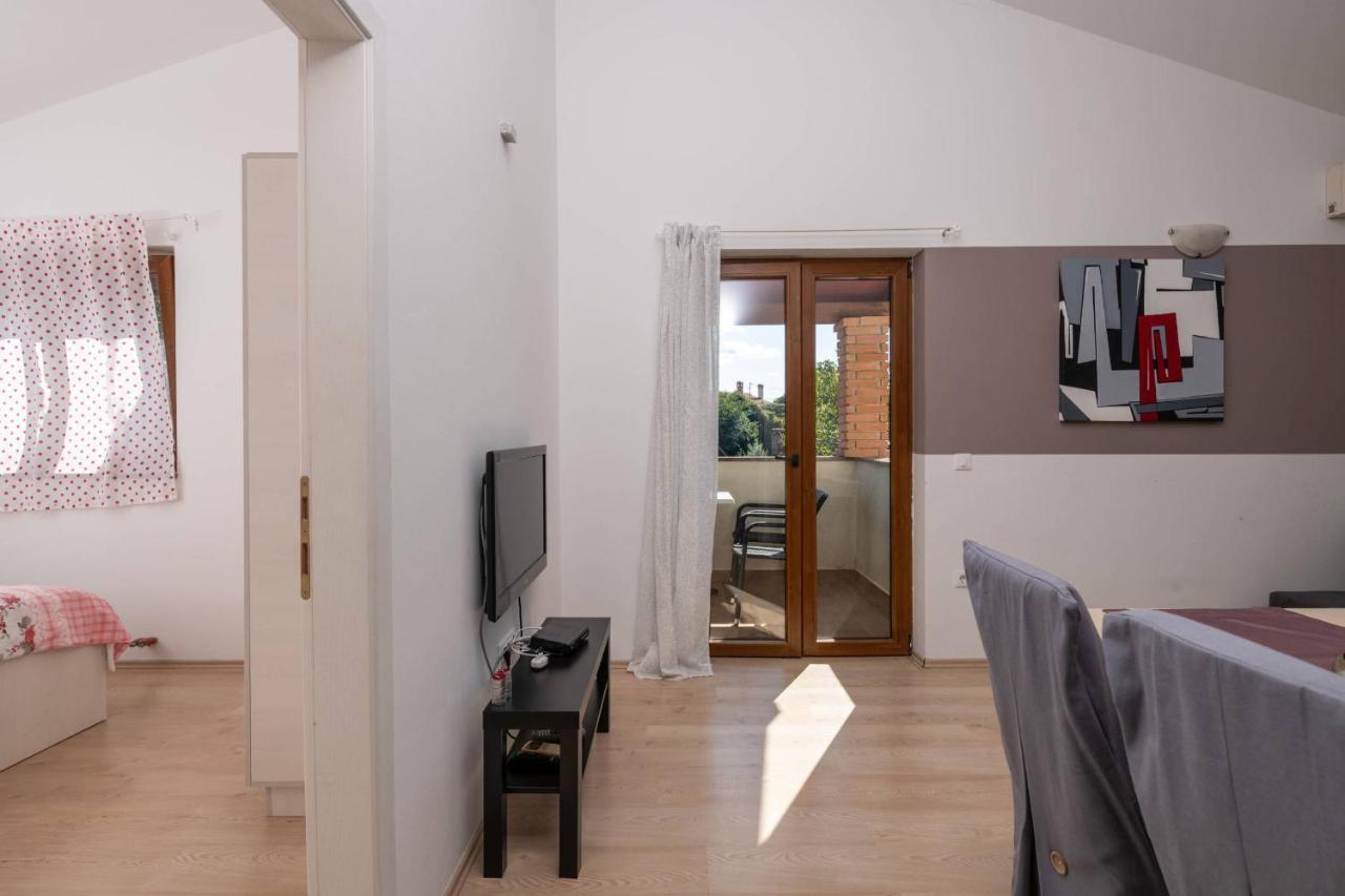 Apartmani Jana Poreč Exterior foto